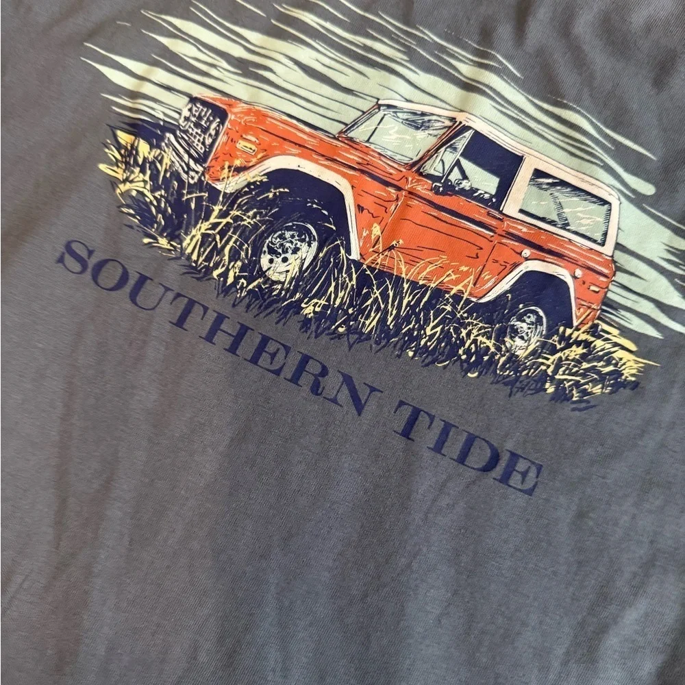 Southern Tide Men's Blue Long Sleeve Tee with Graphic size large